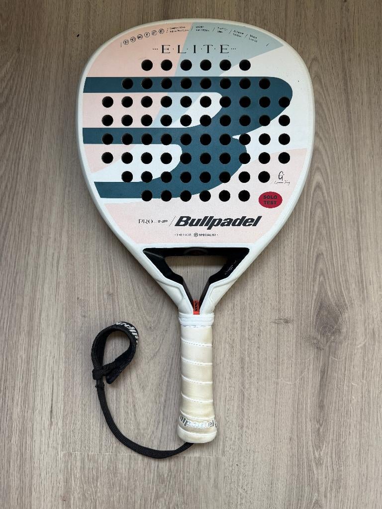 Bullpadel Elite W 2025 padel racket, Ophalen of Verzenden, Gebruikt, Padelracket