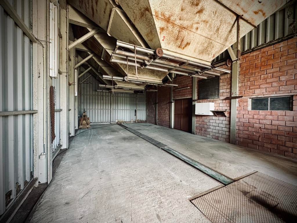 Verhuur opslagruimte 84m2 regio Kortemark, Ophalen
