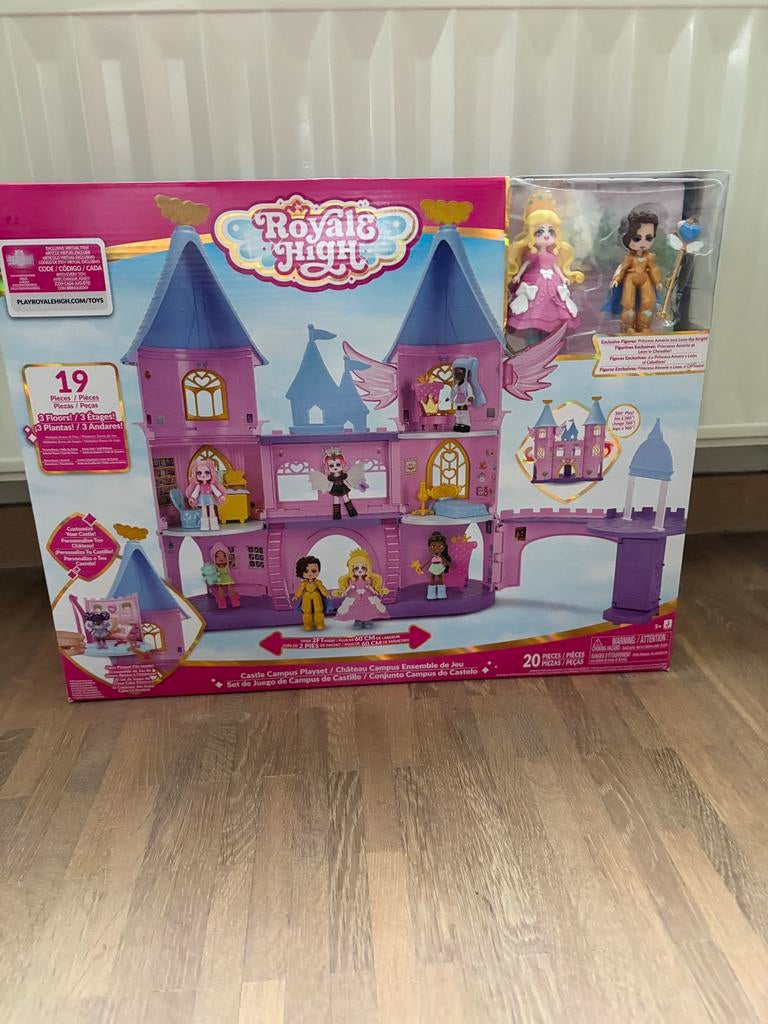 Royale High - Castle Campus Playset, Ophalen of Verzenden, Nieuw