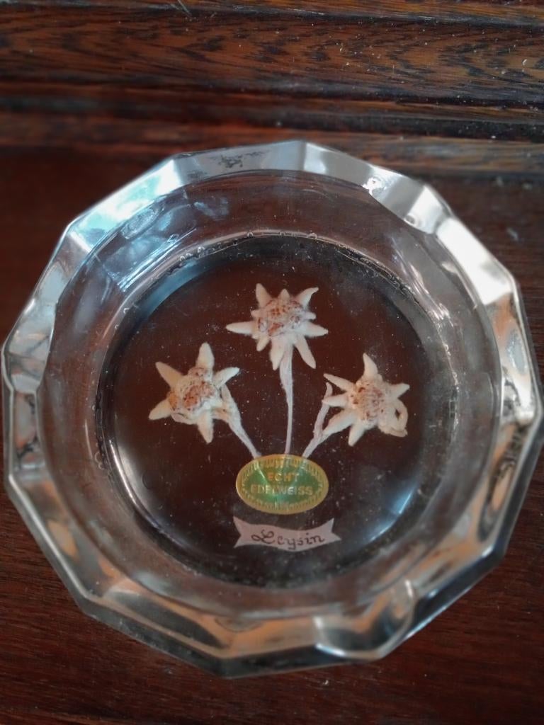 Vintage glazen schalen en dienbladen, Ophalen