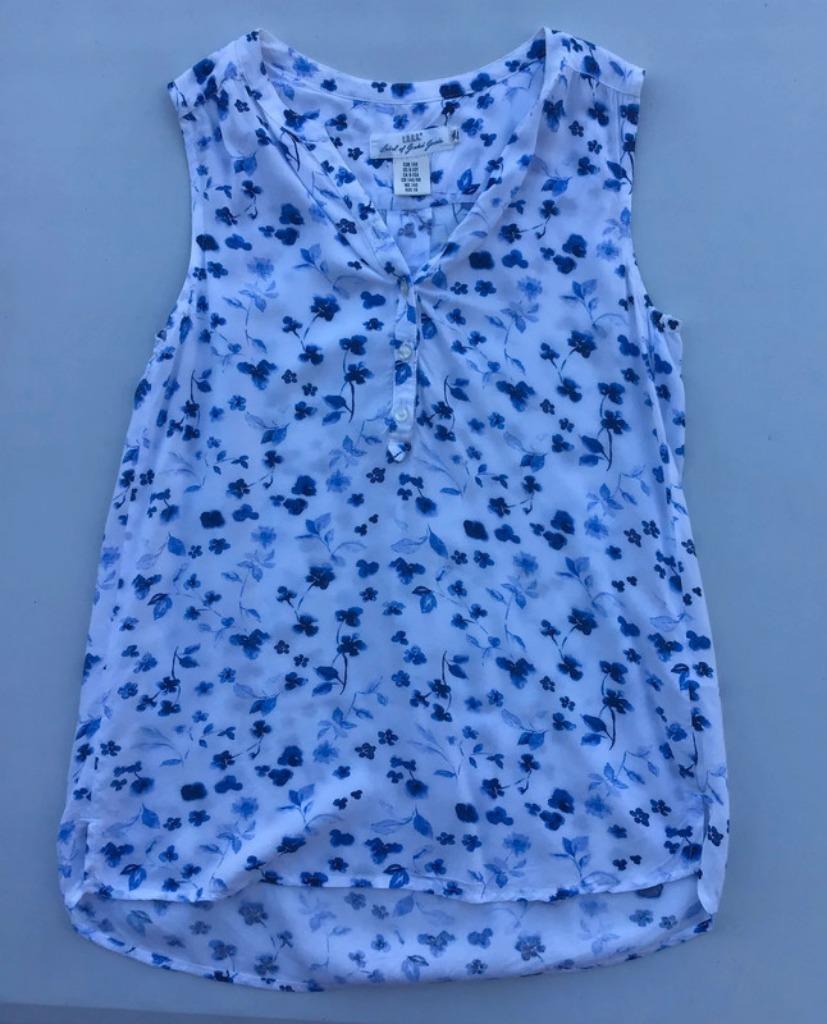 Chemisier blanc avec fleurs bleues H&M taille 140, Kinderen en Baby's, Kinderkleding | Maat 140, Ophalen, Meisje, H&M, Overhemd of Blouse