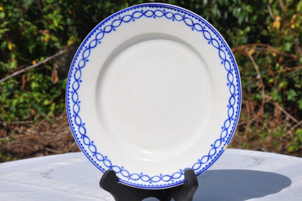 §  assiette tournai (19), Enlèvement ou Envoi