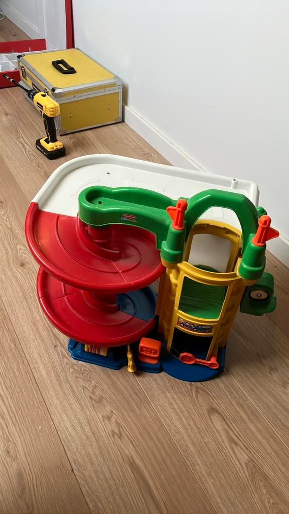 Fisher Price speelgoed garage, Ophalen, Gebruikt