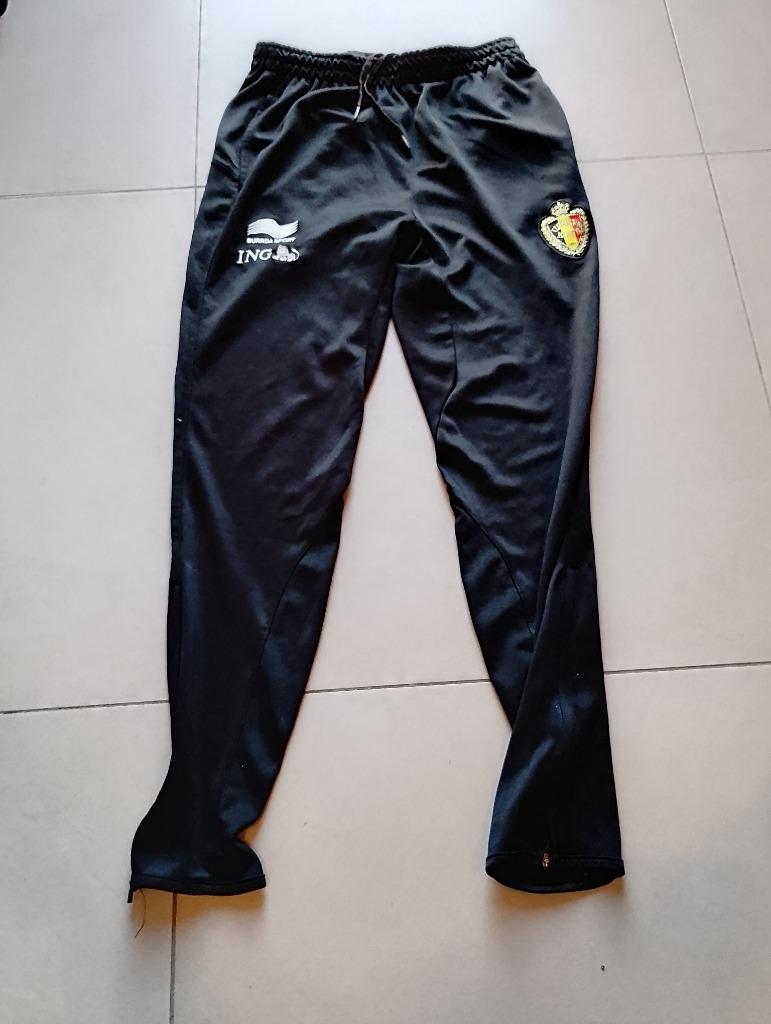 Joggingbroek Burrda België maat 10/140 valt groter, Ophalen of Verzenden