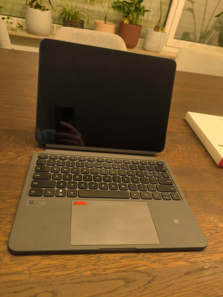 OnePlus Pad 2 met toebehoren, Ophalen