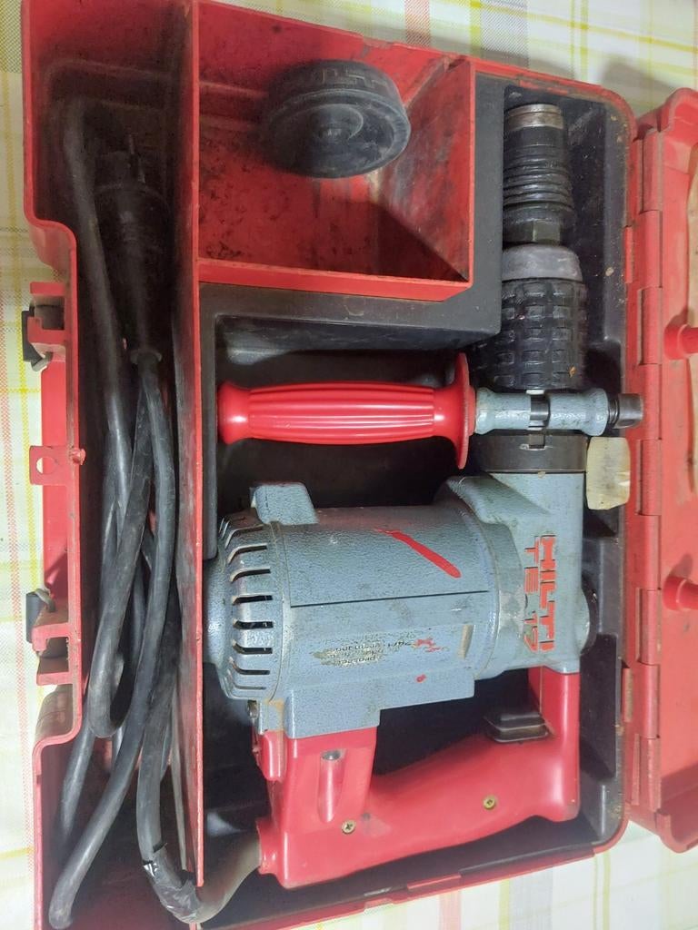 Marteau perforateur Hilti, Enlèvement ou Envoi