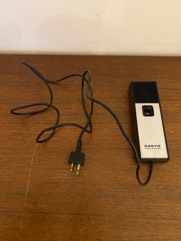 Sanyo dynamic microphone, Ophalen, Zo goed als nieuw