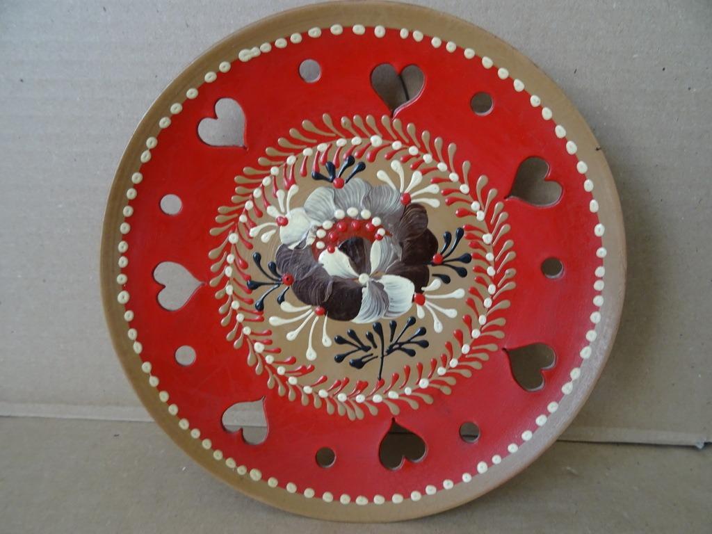 Aardewerk wandbord Hongarije wandbord 1987 beschilderd 19cm, Antiek en Kunst, Curiosa en Brocante, Ophalen of Verzenden