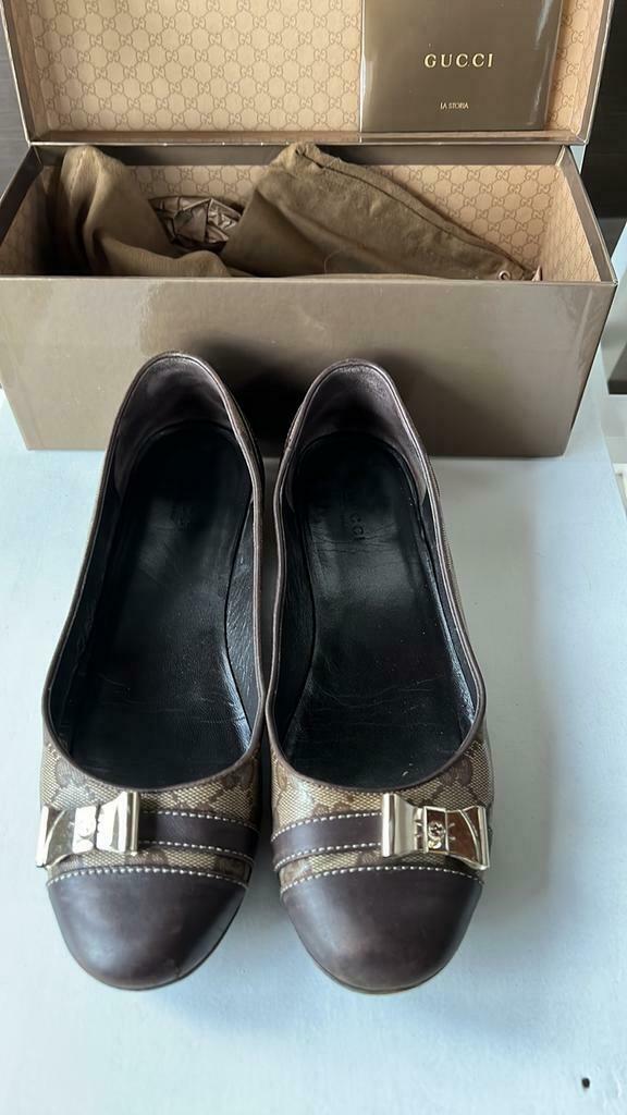 Schoenen Gucci, Kleding | Dames, Schoenen, Bruin, Gucci, Gedragen, Sandalen of Muiltjes