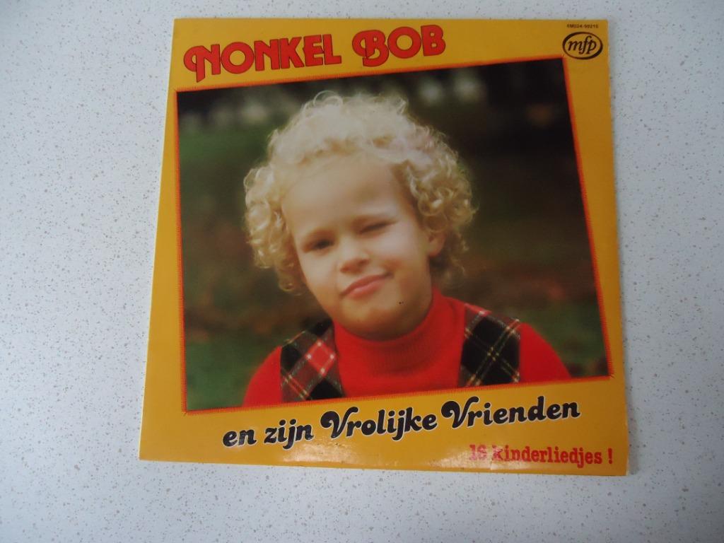 LP "Nonkel Bob en zijn Vrolijke Vrienden" 16 Kinderliedjes., Enlèvement ou Envoi, Utilisé, Musique