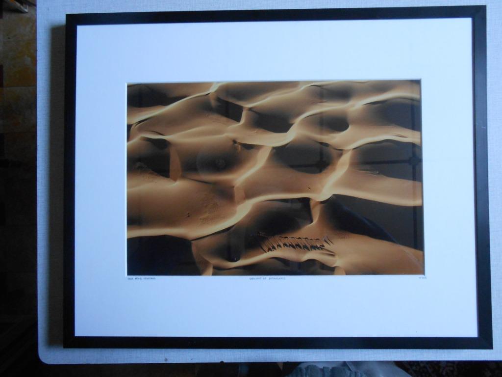 Yann ARTHUS-BERTRAND, Kamelen in de woestijn., Enlèvement, Photo