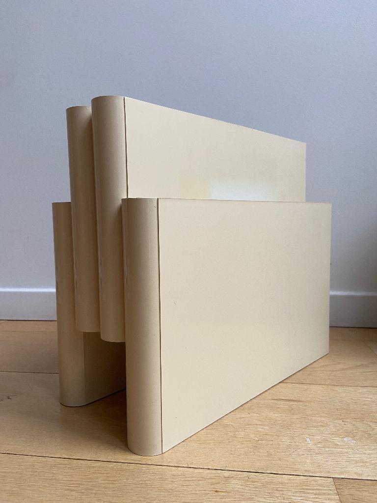 Kartell magazinehouder, Ophalen, Gebruikt