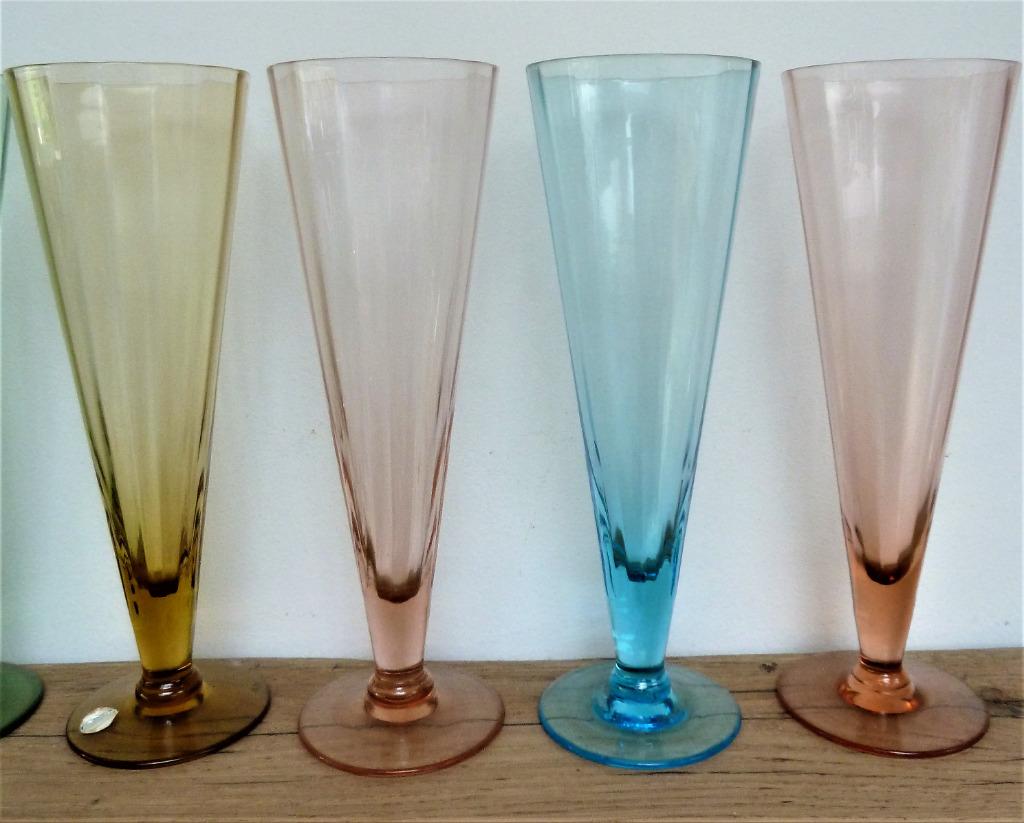 9 kristal glazen grote gekleurd 22 cm hoog, Antiek en Kunst, Ophalen