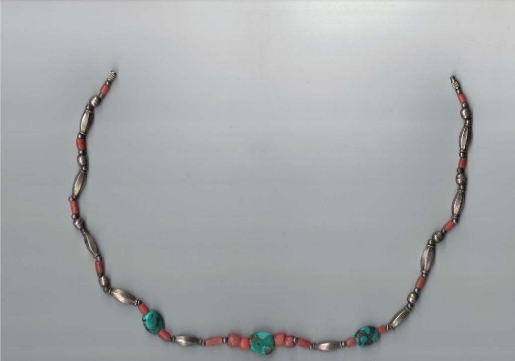 Juweel - Zilveren (hals)ketting met koraal(?)parels (0071), Gebruikt, Ophalen of Verzenden, Met edelsteen, Zilver