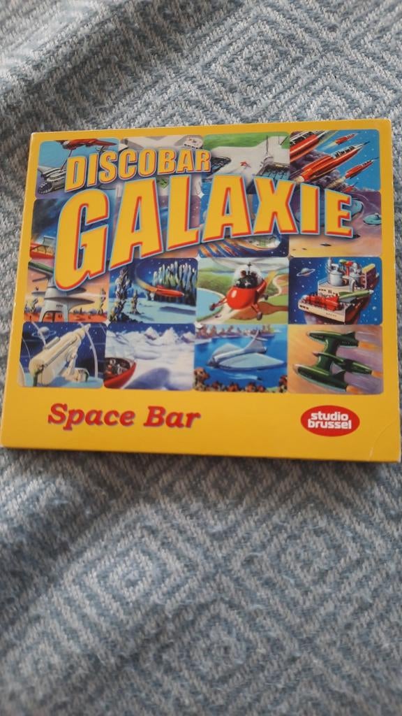 DISCOBAR GALAXIE Space bar (cd), CD & DVD, CD | Compilations, Comme neuf, Pop, Enlèvement ou Envoi
