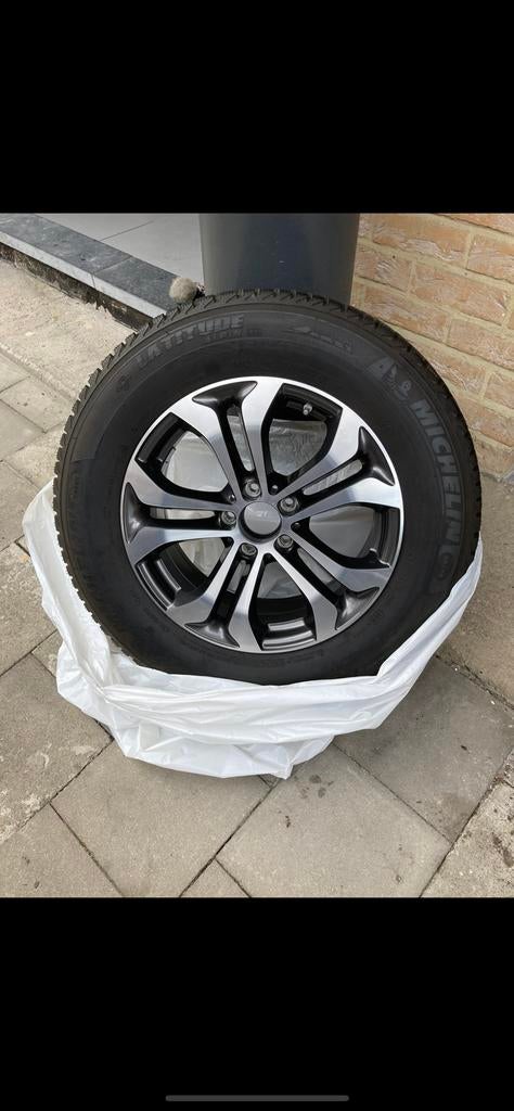 Quatre jantes MERCEDES GLC d’origine et pneu hiver MICHELIN, Autos : Pièces & Accessoires, Enlèvement ou Envoi, Autre, Autre, Autre