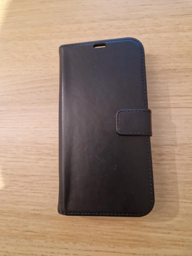 mooi lederen GSM hoesje - Samsung Galaxy S22, Enlèvement, Comme neuf, Autres modèles, Housse ou Sac