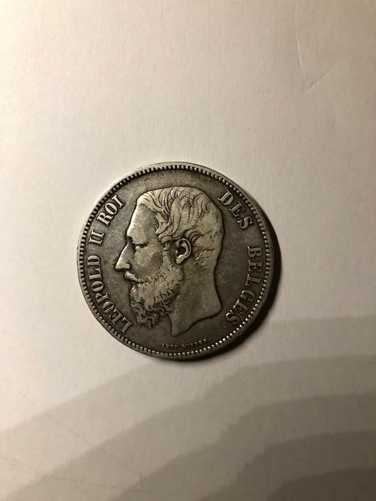 zeer prachtige 5 FR 1867 met punt Leopold II, Postzegels en Munten, Ophalen of Verzenden, Zilver, Losse munt