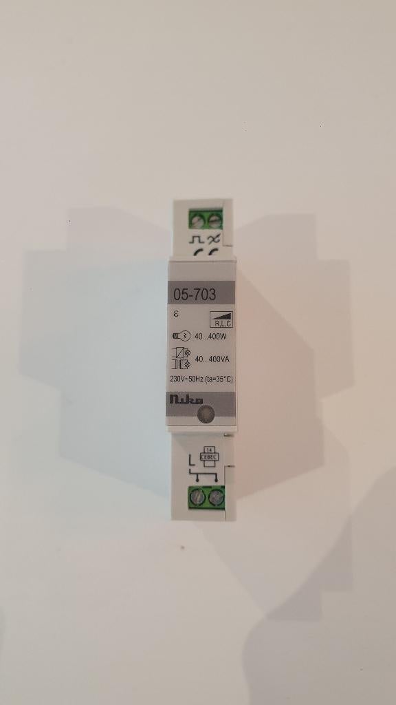 Niko universele dimmer 400W/VA ref. 05-703, Verzenden