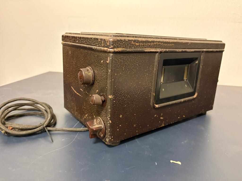 Antieke Philips radio, Antiek en Kunst, Ophalen of Verzenden