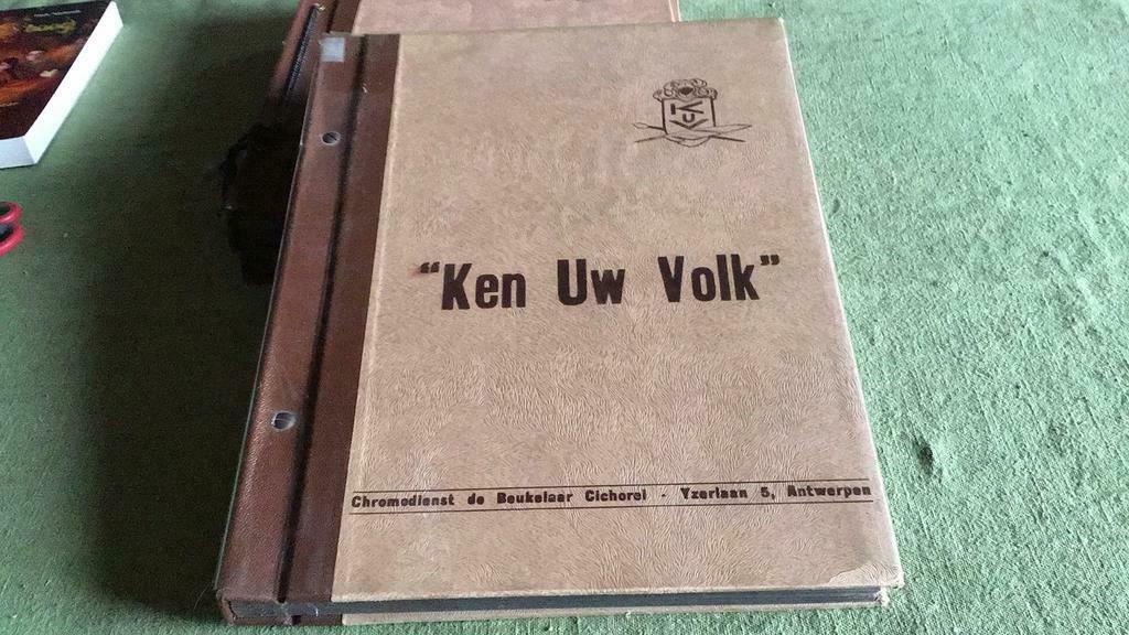 Ken uw volk(u), Ophalen of Verzenden, Zo goed als nieuw, Plaatjesalbum