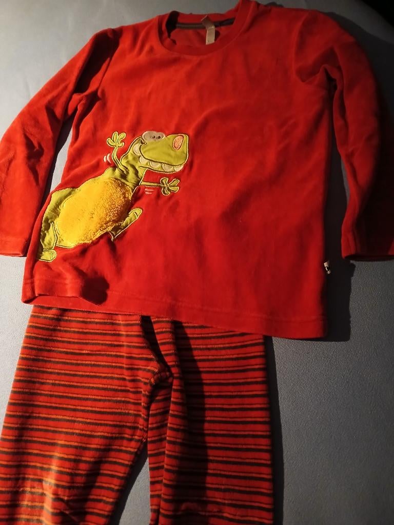 Très joli pyjama WOODY velours T116/6A *RESERVE*, Enfants & Bébés, Envoi, WOODY, Vêtements de nuit ou Sous-vêtements