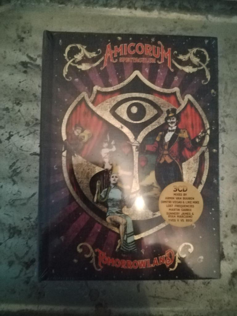Tomorrowland – Amicorum Spectaculum (3 Cds), CD & DVD, CD | Compilations, Neuf, dans son emballage, Dance, Coffret, Envoi