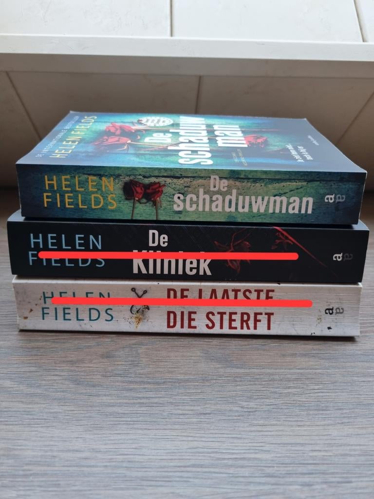 Boeken Helen Fields, Ophalen of Verzenden, Gelezen, Helen Fields, Europa overig