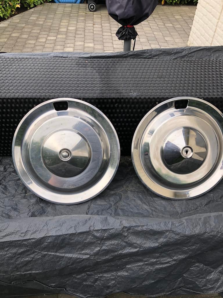 2 enjoliveurs Citroën gs pallas, Gebruikt