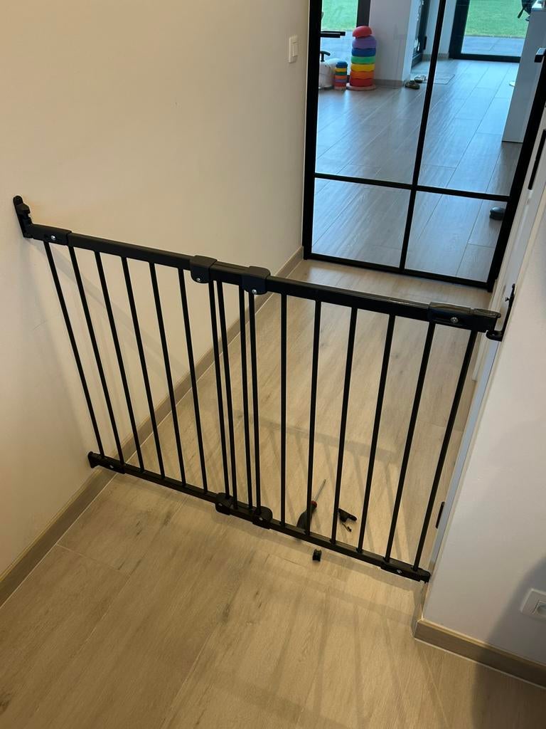 Porte Baby Dan Ebba 67-105,5 cm noire, Enlèvement, Comme neuf