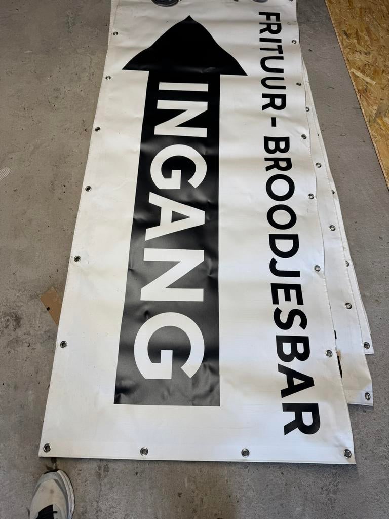 2xGroot spandoek INGANG –Frituur/B met ringen –reclamebanner, Ophalen