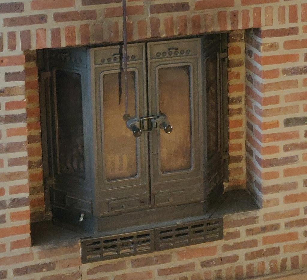 Houtkachel - inbouw met figuren (versiering), Huis en Inrichting, Kachels, Ophalen of Verzenden, Gebruikt, Inbouw, Houtkachel