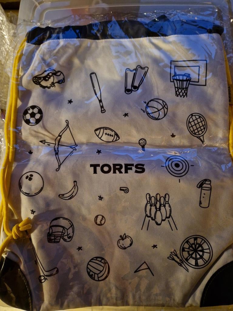Mooie zwemzak van torfs, Enlèvement