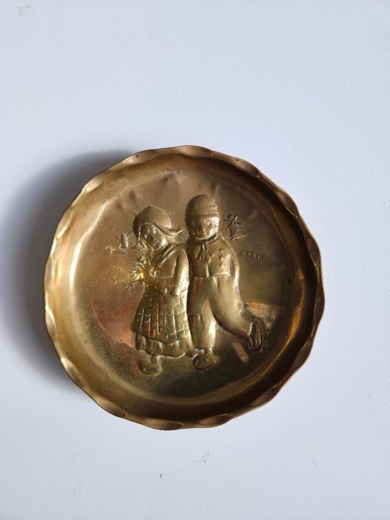 Antiek decoratief wandbordje  in messing, Antiek en Kunst, Ophalen of Verzenden