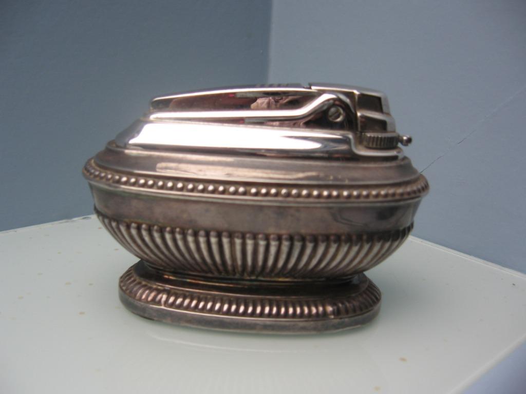 Briquet de bureau Ronson Queen Anne. Année 50'/60'. Etat imp, Enlèvement ou Envoi, Comme neuf, Briquet