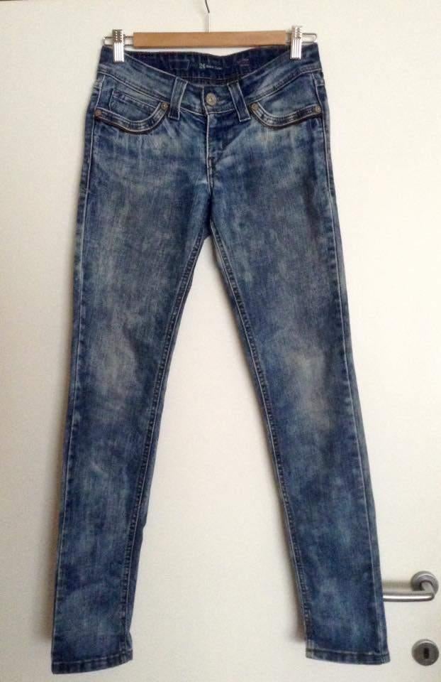 Jeans Levi's Femme 36/S, W28 - W29 (confection 36), Enlèvement ou Envoi, Comme neuf, Bleu