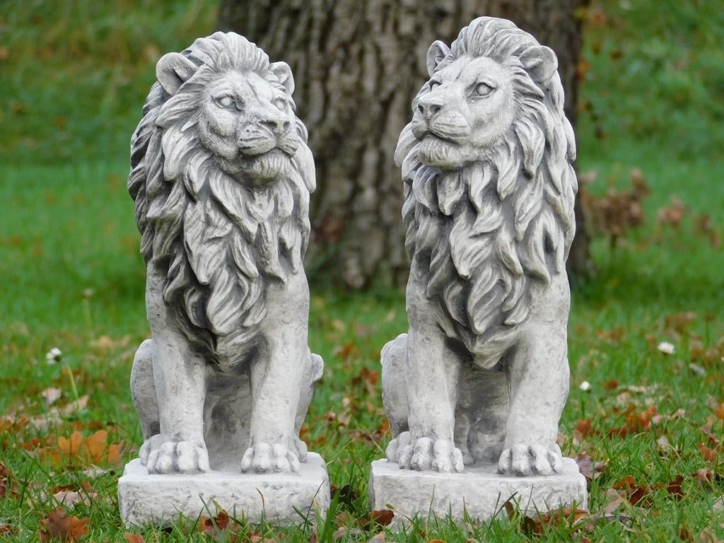 Set Leeuwen - Links en Rechts - Steen, Tuin en Terras, Tuinbeelden, Ophalen of Verzenden, Steen, Dierenbeeld