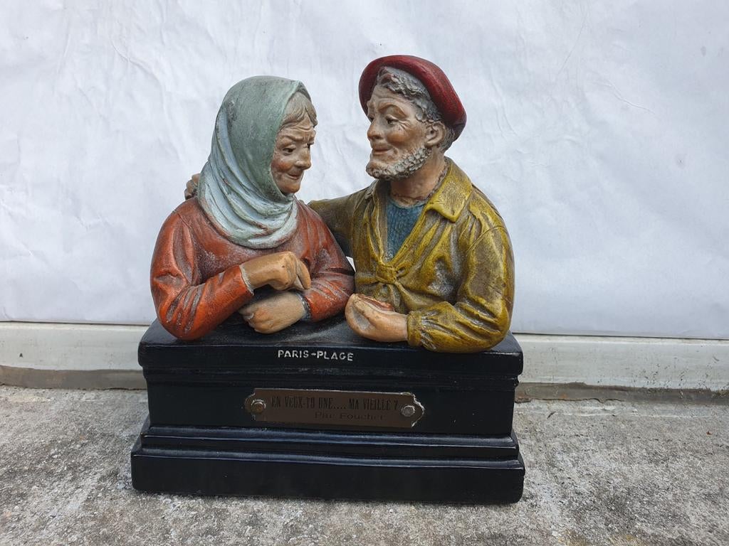 Céramique d'art Isle d'Adam. Couple de pêcheurs sur piédesta, Enlèvement ou Envoi
