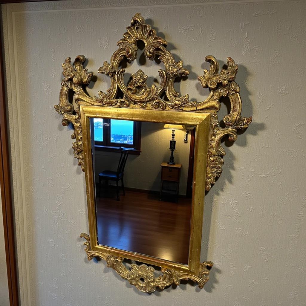 Vintage gouden barok spiegel met kam/ wandspiegel, Antiek en Kunst, Antiek | Spiegels, Ophalen of Verzenden