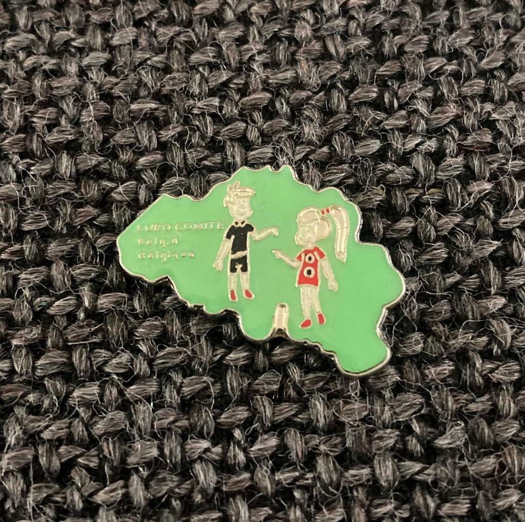 PIN - EURO COMITE - BELGIE - BELGIQUE, Envoi, Utilisé, Autres sujets/thèmes, Insigne ou Pin's