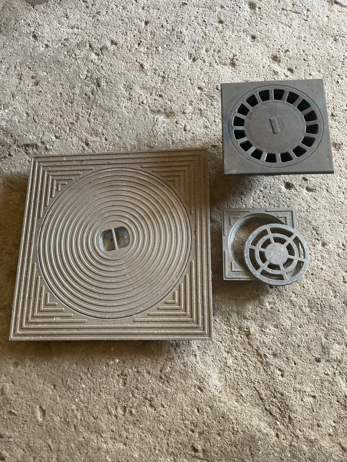 Aluminium deksel verluchting rooster Klokrooster, Doe-het-zelf en Bouw, Ophalen, Zo goed als nieuw, Aluminium