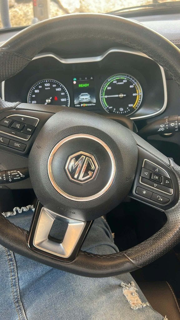 MG ZS MG Mg Zs EV Luxury 45 kWh (automatique), Autos, Cuir, Achat, Euro 6, Entretenue par le concessionnaire