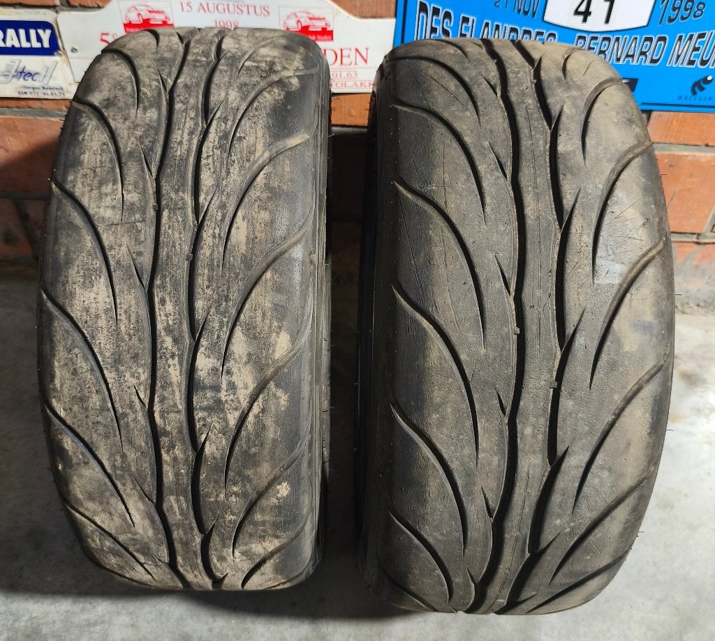 2 banden Federal 205/50/15, Auto-onderdelen, Ophalen, Gebruikt, 15 inch, 205 mm