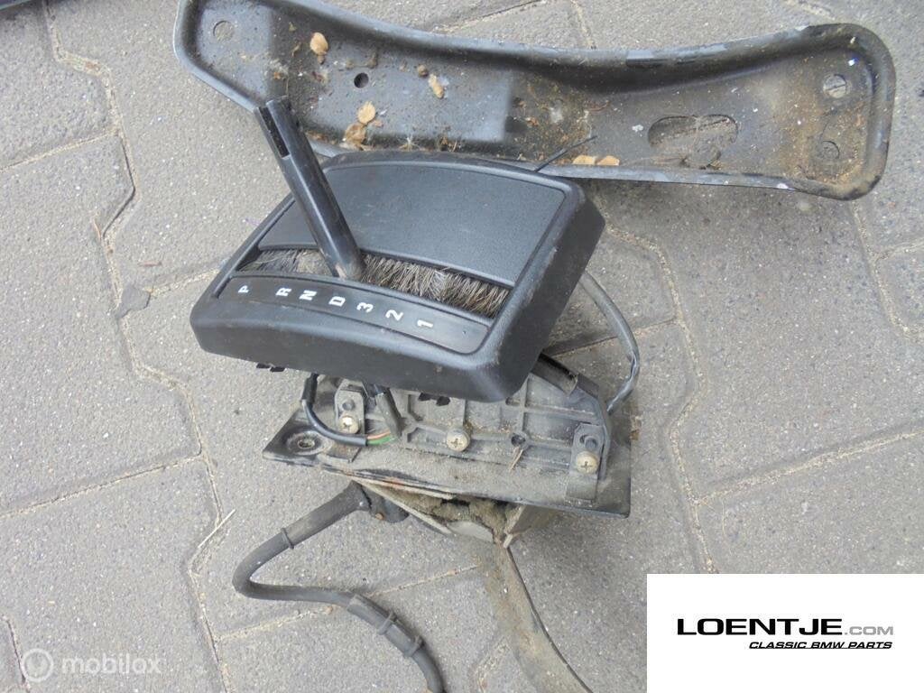 Automaat pook en afdekking bmw e30 325i 320i 318i 316, Auto-onderdelen, Transmissie en Toebehoren, BMW, Gebruikt, Ophalen of Verzenden