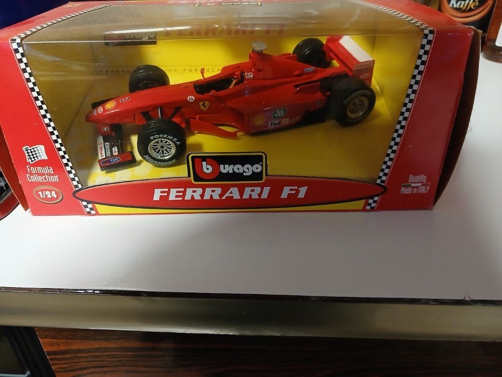Ferrari F1 1:24, Enlèvement ou Envoi, Neuf, Voiture, Burago