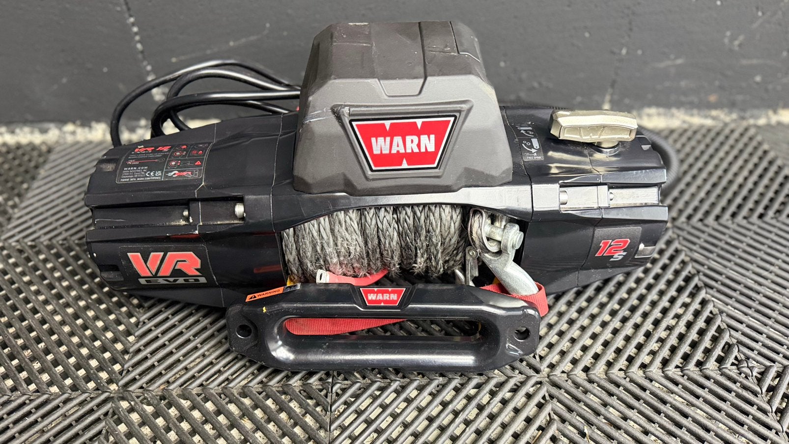 WARN VR EVO 12-S en excellent état de fonctionnement, Enlèvement, Comme neuf