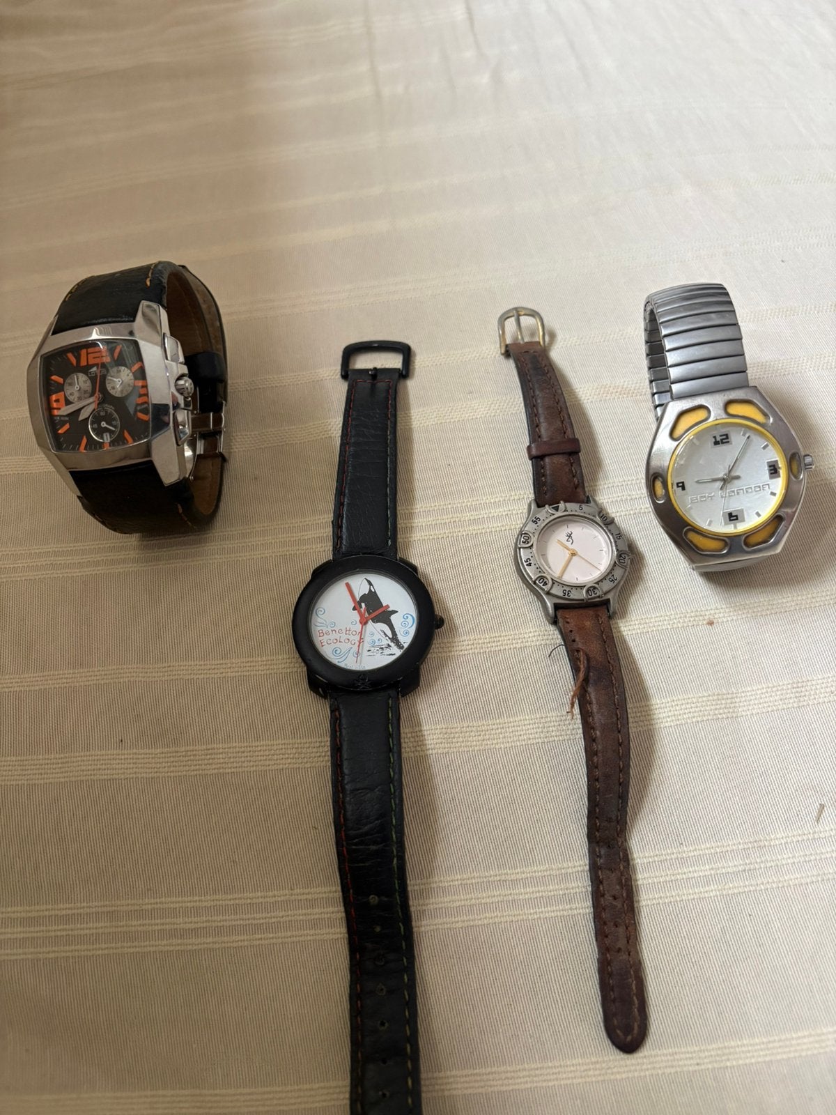 Lot de 4 montres Lotus Browning Benetton Boy London, Bijoux, Sacs & Beauté, Montre-bracelet, Autres marques, Enlèvement ou Envoi