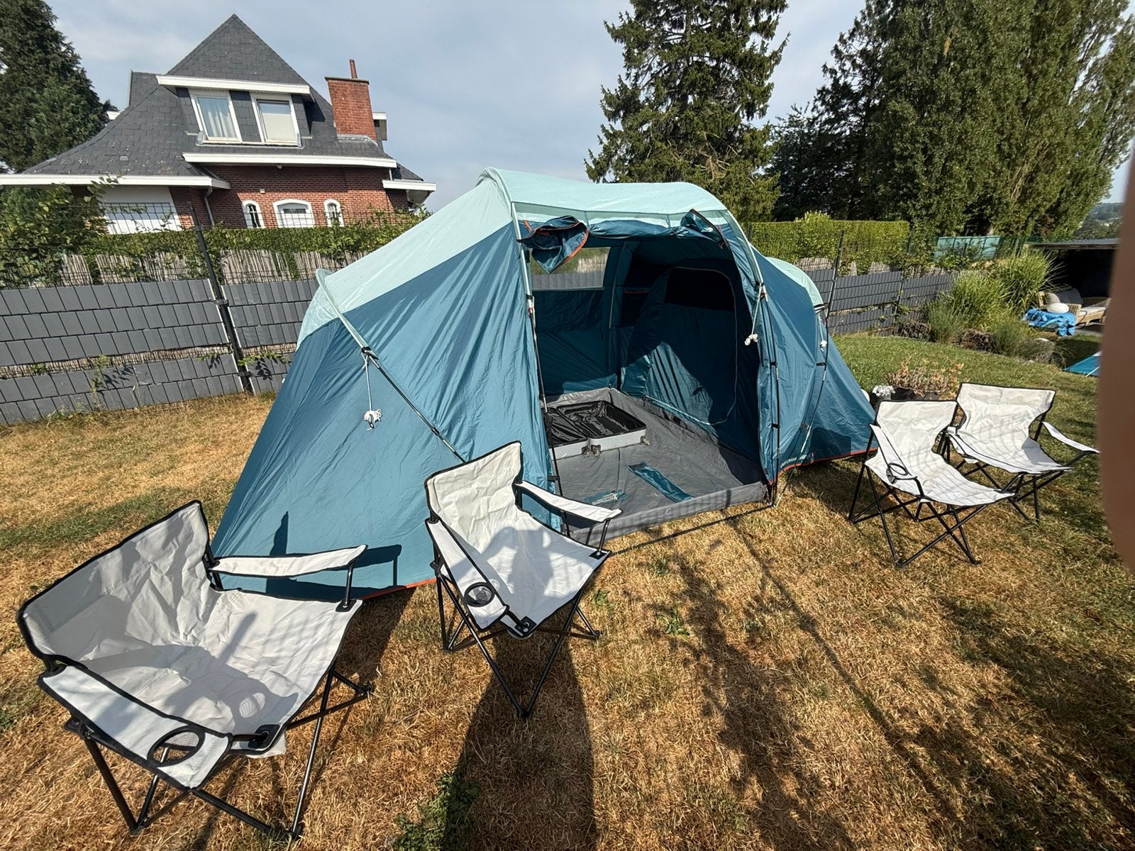 Tente Quechua Arpenaz Family 4.2 – 4 personnes (2 chambres), Sports & Fitness, Alpinisme & Randonnée, Enlèvement