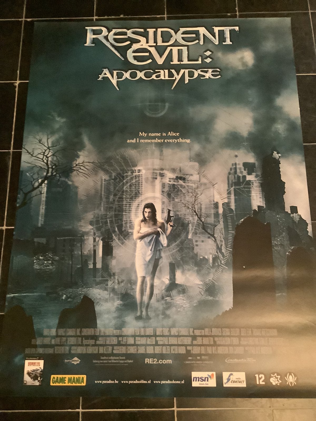RESIDENT EVIL  XL  FILMPOSTER   120-160 cm, Ophalen of Verzenden, Zo goed als nieuw
