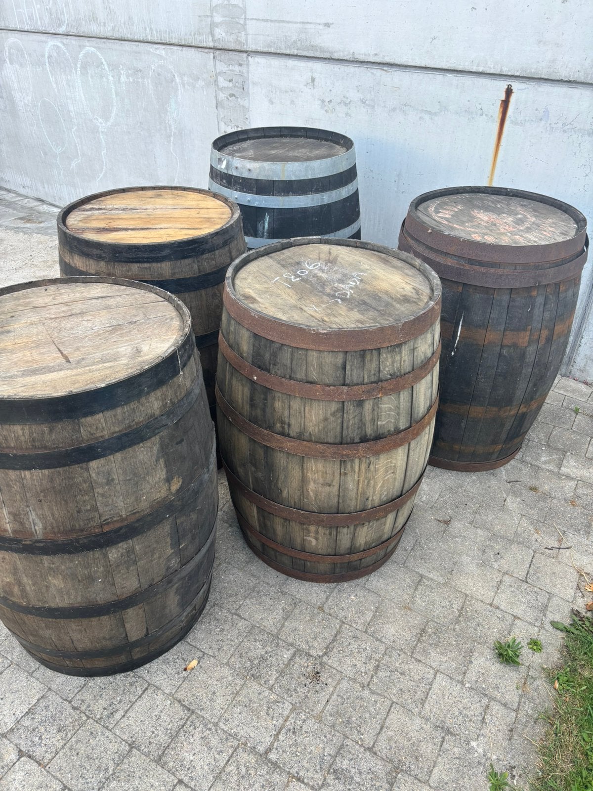 5 tonneaux en bois, 75 à 150 litres, Enlèvement, Utilisé, Bois